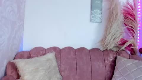 cassiidysweet online show from June 10, 2026, 4:23 am