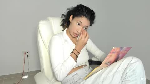 Cami online show from September 28, 2025, 4:07 am