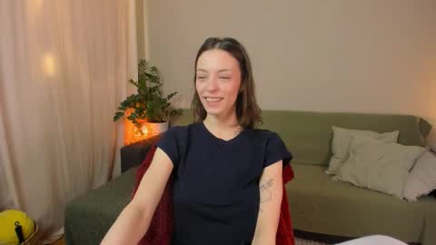  cassandra  online show from March 22, 2026, 10:35 pm