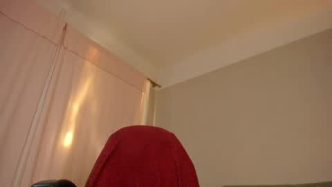  cassandra  online show from April 19, 2026, 6:21 pm