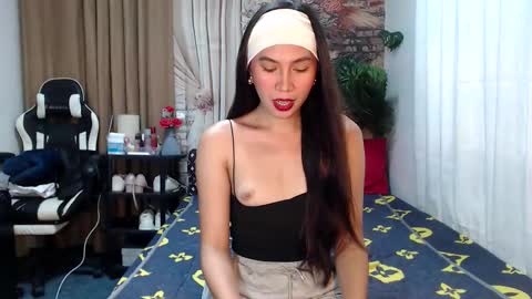 Snapshot of cassydeluxe chatting on October 17, 2025, 1:20 am Cassy online show from October 17, 2025, 1:20 am