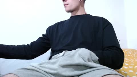 Juan online show from February 19, 2025, 1:29 am