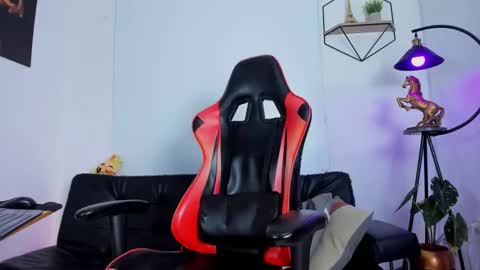 Matheo Brown online show from February 11, 2025, 10:07 pm