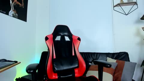 Matheo Brown online show from March 10, 2025, 7:40 pm