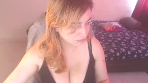 Snapshot of cat_naughty chatting on June 5, 2026, 6:02 pm cat naughty online show from June 5, 2026, 6:02 pm