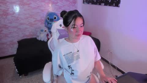 Catalina  online show from September 11, 2025, 5:29 am