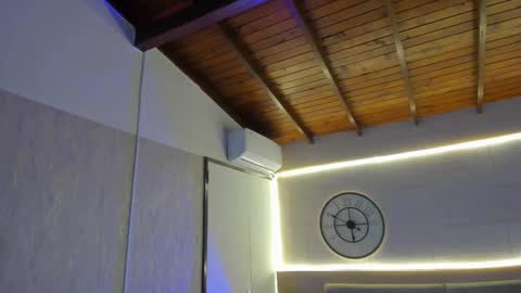 cata_johnss online show from October 10, 2025, 12:04 pm