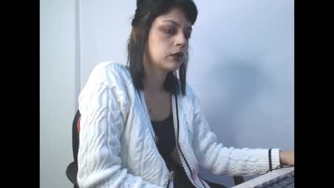 cata_saeeenz0 online show from May 13, 2026, 2:47 pm