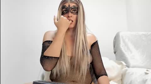 Catalina online show from January 20, 2025, 8:40 pm