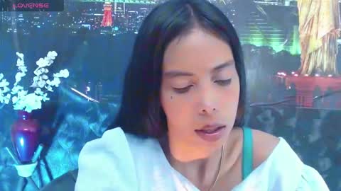 Queen Catalella online show from June 4, 2026, 3:23 am
