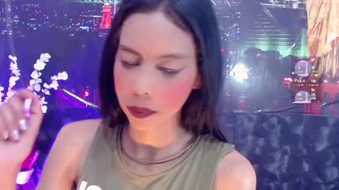 Queen Catalella online show from June 5, 2026, 3:35 am