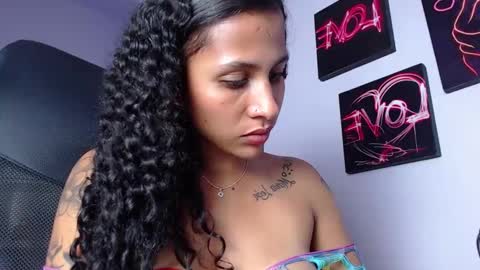 cataleya_brunethe online show from February 17, 2025, 6:37 pm