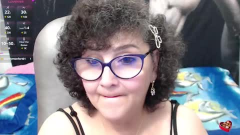Snapshot of cataleya_mom_ chatting on February 19, 2025, 3:39 am cataleya online show from February 19, 2025, 3:39 am