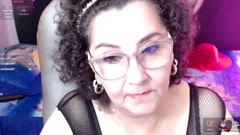 Snapshot of cataleya_mom_ chatting on February 20, 2025, 5:44 am cataleya online show from February 20, 2025, 5:44 am