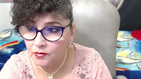 Snapshot of cataleya_mom_ chatting on February 23, 2025, 1:02 am cataleya online show from February 23, 2025, 1:02 am