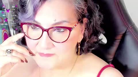 Snapshot of cataleya_mom_ chatting on September 18, 2025, 3:30 am cataleya online show from September 18, 2025, 3:30 am