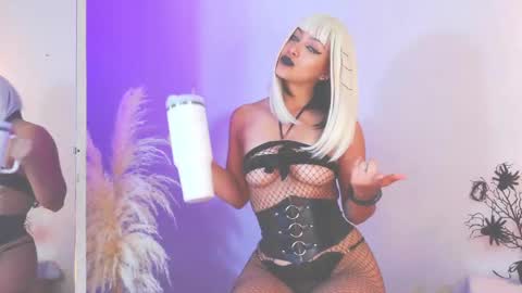 Catalina lovers online show from December 9, 2024, 6:57 pm