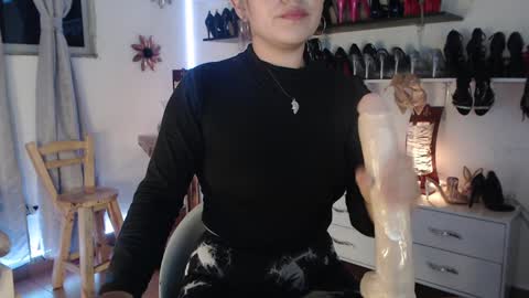 Catalina bruce2 online show from January 11, 2025, 7:28 am