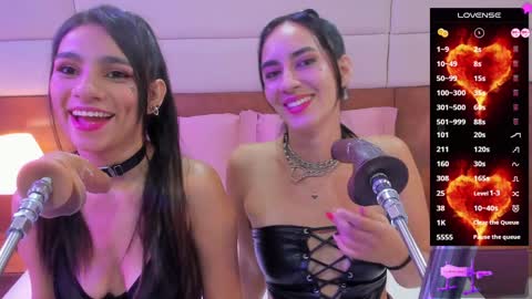 Snapshot of catalina_whore chatting on December 23, 2024, 1:13 pm Catalina online show from December 23, 2024, 1:13 pm
