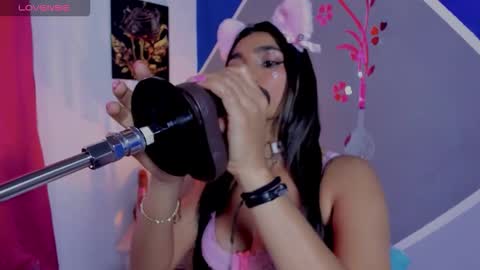 catalina_whore1 online show from November 21, 2025, 6:06 pm