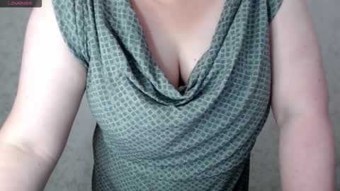 Ana online show from November 1, 2025, 7:27 pm