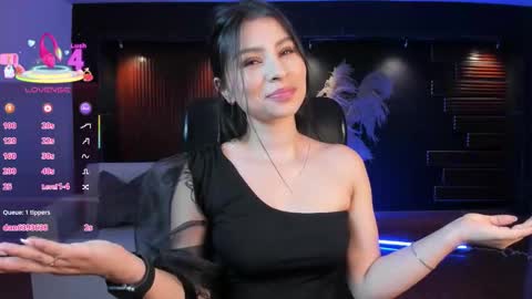 Snapshot of cathalina_santana chatting on October 14, 2025, 6:09 pm Catalina Santana online show from October 14, 2025, 6:09 pm