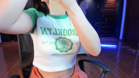 Snapshot of cathalina_santana chatting on October 19, 2025, 12:17 pm Catalina Santana online show from October 19, 2025, 12:17 pm