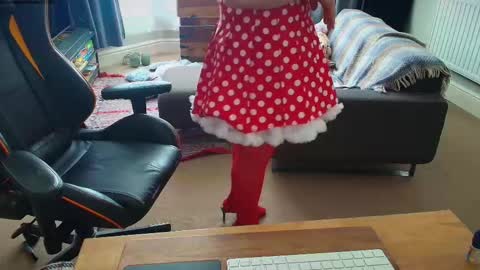 Snapshot of catherine76x chatting on March 13, 2026, 4:46 pm Catherinecuddles online show from March 13, 2026, 4:46 pm