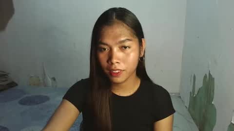 catherine_365 online show from September 17, 2025, 6:37 am