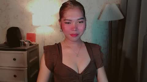 catherine_365 online show from November 11, 2025, 5:57 pm