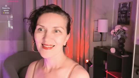 Snapshot of catherine_wisp chatting on June 8, 2026, 1:33 pm Catherine online show from June 8, 2026, 1:33 pm