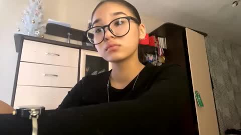 catherinepirs online show from March 9, 2026, 11:25 am