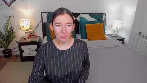 Catrin online show from December 23, 2024, 6:44 am