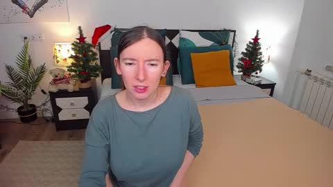 Catrin online show from January 8, 2025, 4:55 am