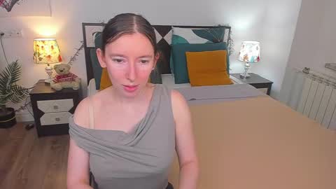 Catrin online show from February 12, 2025, 5:47 am