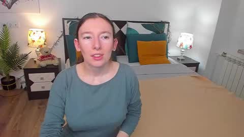 Catrin online show from February 21, 2025, 6:51 am