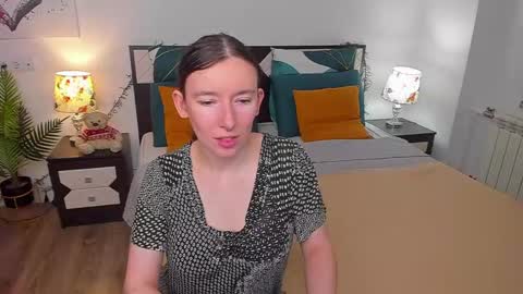 Catrin online show from March 12, 2025, 8:30 am