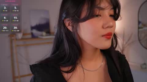 Lee online show from November 10, 2025, 4:06 pm