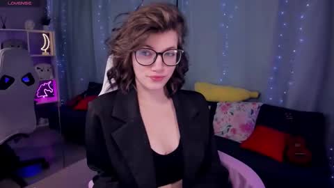 cathybarnes online show from December 2, 2025, 5:13 am