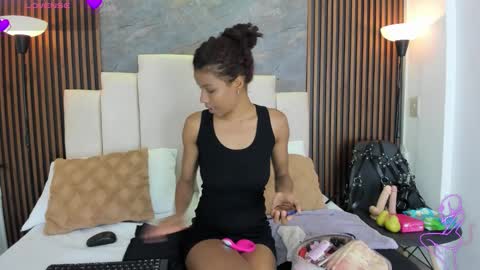 catiusca_reyes_03 online show from March 18, 2026, 12:30 pm