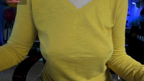 some call me djcatnips some call me CC but i love it when you call me miss catnips  online show from January 5, 2025, 3:13 pm