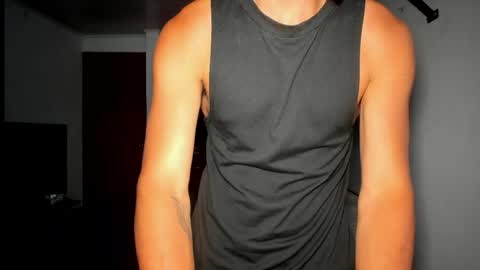 Snapshot of catnuaa chatting on April 22, 2026, 9:05 pm catnuaa online show from April 22, 2026, 9:05 pm