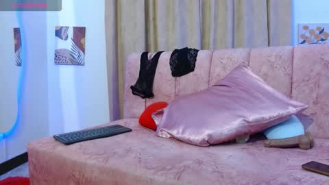 Snapshot of catrina_chan chatting on February 4, 2026, 9:53 pm catrina_chan online show from February 4, 2026, 9:53 pm