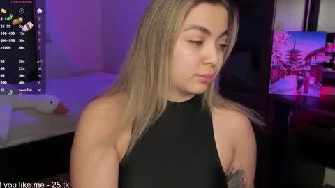 Snapshot of catrinaeuphorina chatting on March 5, 2025, 3:40 pm Catrina or just Cat online show from March 5, 2025, 3:40 pm