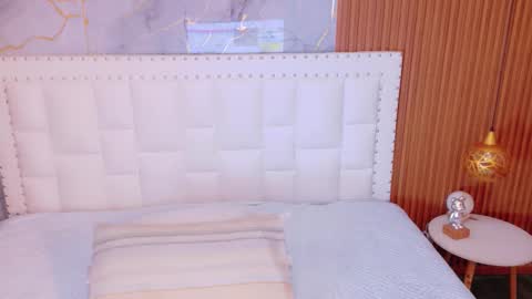 CATALEYA  online show from February 9, 2026, 12:53 pm