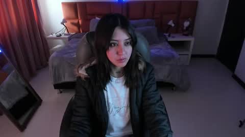 Snapshot of catti_brie_ chatting on November 29, 2025, 12:30 pm catti_brie_ online show from November 29, 2025, 12:30 pm