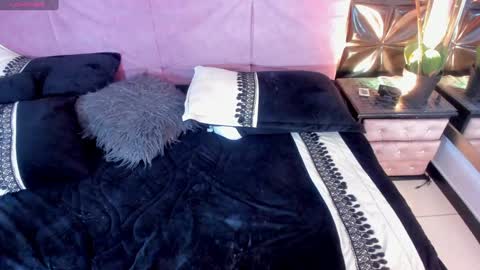 Snapshot of cattleya_jensen chatting on December 28, 2024, 5:57 pm Cattleya online show from December 28, 2024, 5:57 pm