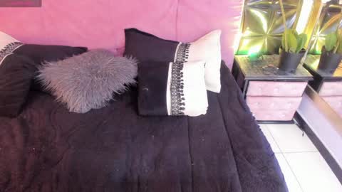 Snapshot of cattleya_jensen chatting on January 17, 2025, 2:18 pm Cattleya online show from January 17, 2025, 2:18 pm