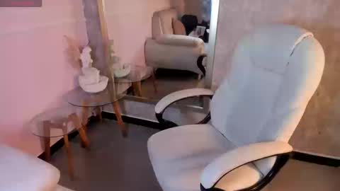Snapshot of cattleya_jensen chatting on September 15, 2025, 1:55 pm Cattleya online show from September 15, 2025, 1:55 pm