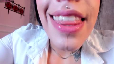 Snapshot of cattleya_jensen chatting on October 7, 2025, 1:52 pm Cattleya online show from October 7, 2025, 1:52 pm